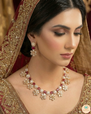 The Royal Rose Bloom Necklace Set