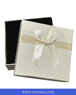 Signature Royal Keepsake Gift Box