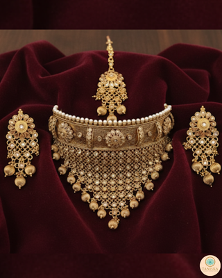 The Royal Antique Gold Majesty Necklace Set