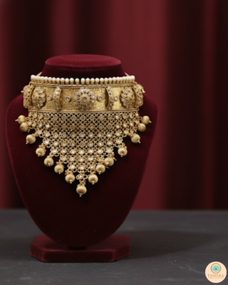 The Royal Antique Gold Majesty Necklace Set
