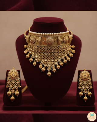 The Royal Antique Gold Majesty Necklace Set