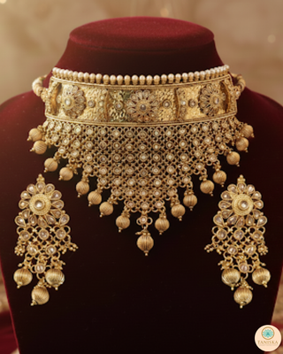 The Royal Antique Gold Majesty Necklace Set