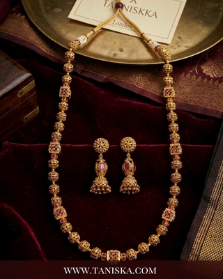 The Imperial Ruby Matar-Mala Set