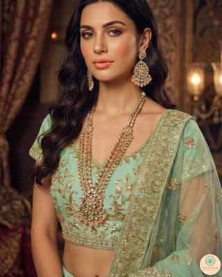 The Noor-e-Awadh Long Haar Set