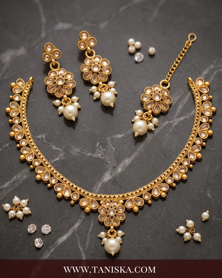 The Amara Floral Kundan Set