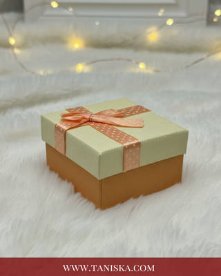 Signature Royal Keepsake Gift Box