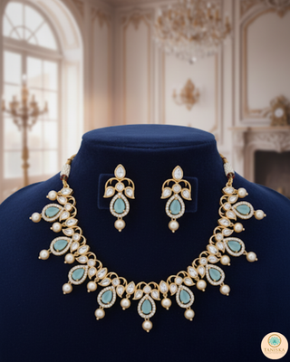 The Verra Necklace Set (Baby Blue)