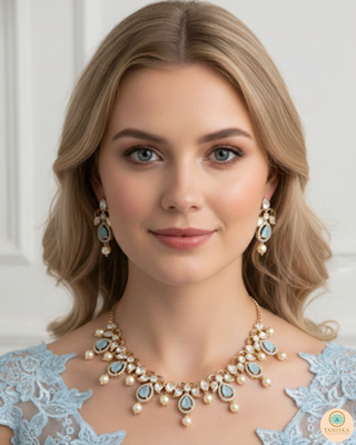 The Verra Necklace Set (Baby Blue)