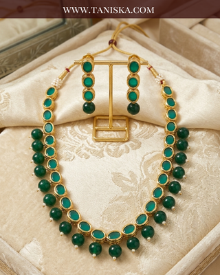 The Emerald Meenakari Kundan Set