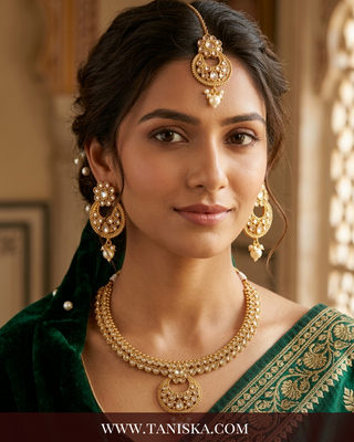 The Suhani Kundan Crescent Set