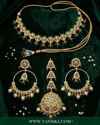 Emerald Radiance Gold-Tone Maang Tikka