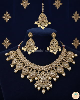 MISHKA Double Choker Necklace Set - Golden