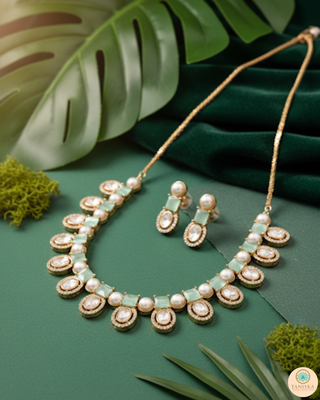 The Verra Necklace Set (Mint)