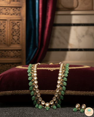 Royal Kundan & Emerald Green Long Haar