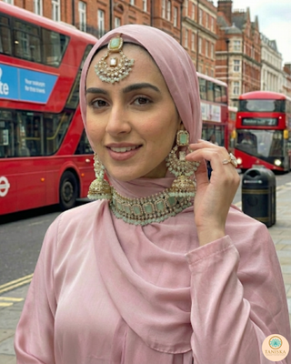 The Vintage Glow Heritage Necklace Set