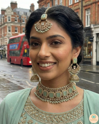 The Vintage Glow Heritage Necklace Set