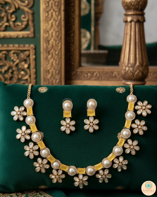 The Citrine Sun-Bloom Necklace Set