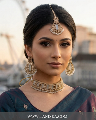 The Moonlight Mist Reverse AD Choker Set