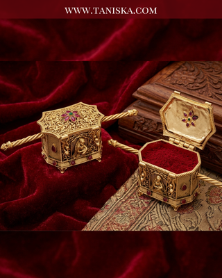 The Rajwada Palki Sindoor Dholi Box