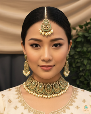 Pearly Antique Gold Necklace Set (Necklace, Earrings, Tikka) - Golden / Mint