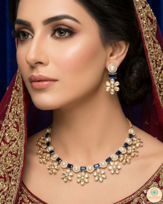 The Royal Blue Bloom Necklace Set