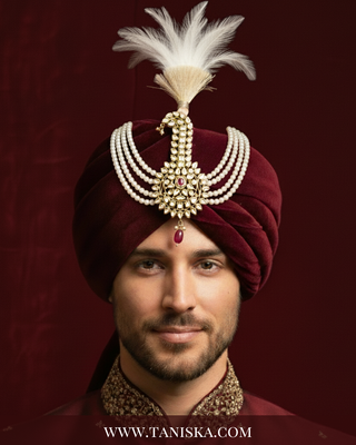 The Emperor’s Emerald | Ornate Kundan Kalgi
