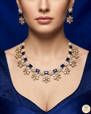 The Royal Blue Bloom Necklace Set