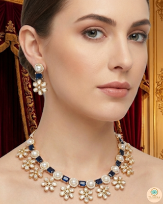 The Royal Blue Bloom Necklace Set