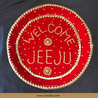 Welcome JEEJU Red Decorated Plate - Decorative Plates