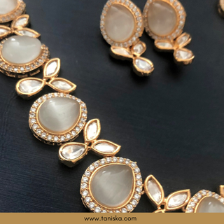 White Kundan Traditional Necklace Set - Antique Gold - Necklace Set