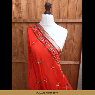 The Pakeezah Bagh Phulkari Dupatta - Phulkari Dupatta