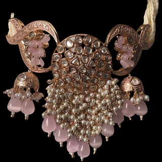 ARSHPREET Baby Pink Uncut-Kundan Necklace/Choker Set - Necklace Set