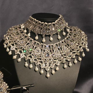 KAIRA Silver Bridal Necklace Set Bundle - Necklace Set