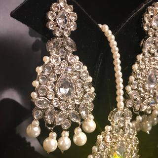 KAIRA Silver Bridal Necklace Set Bundle - Necklace Set