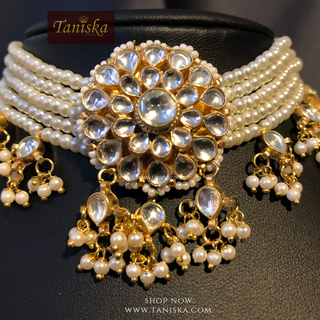 ANAYAT Golden Pachi Kundan Necklace Set - Necklace Set