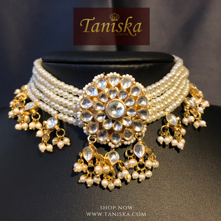 ANAYAT Golden Pachi Kundan Necklace Set - Necklace Set