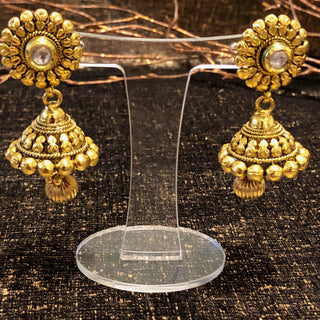 Antique Gold Kundan Earrings - Golden