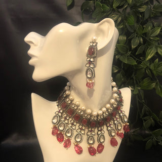 Kundan Necklace Set (Necklace Earrings) - Golden / Ruby (Limited Edition) - Necklace Set