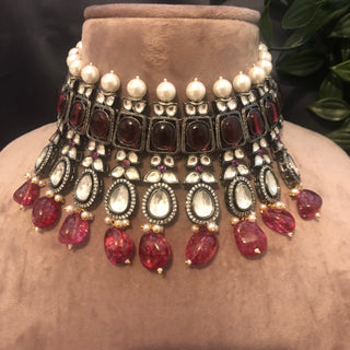 Kundan Necklace Set (Necklace Earrings) - Golden / Ruby (Limited Edition) - Necklace Set