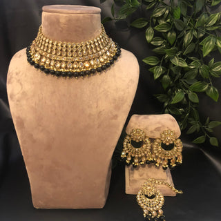 Pearly Antique Gold Necklace Set (Necklace Earrings Tikka) - Golden / Black - Necklace Set