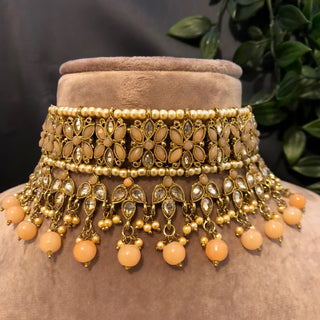 Pearly Antique Gold Necklace Set (Necklace Earrings Tikka) - Golden / Peach - Necklace Set