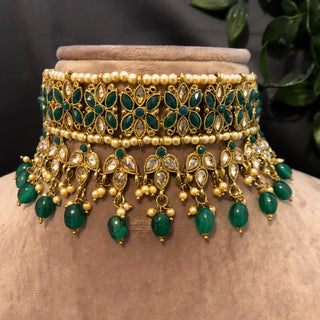 Pearly Antique Gold Necklace Set (Necklace Earrings Tikka) - Golden / Emerald Green - Necklace Set