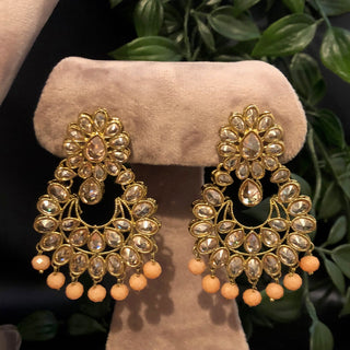 Pearly Antique Gold Necklace Set (Necklace Earrings Tikka) - Golden / Peach - Necklace Set