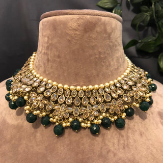Pearly Antique Gold Necklace Set (Necklace Earrings Tikka) - Gold / Emerald Green - Necklace Set