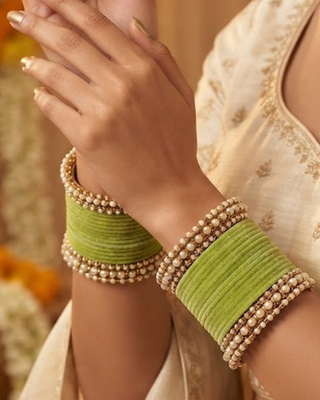 Exquisite Bangle Set - Bangles Stack for Both Hands (Size 2.8)