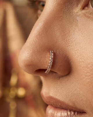 Statement Nose Pin / Nath