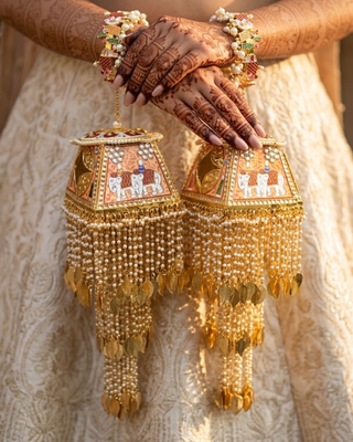 Novelty Royal Meenakari Doli Bridal Kalire | Tanniskka Bridal
