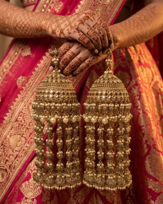 Traditional Antique Gold & Pearl Cascade Bridal Kalire | Tanniskka Bridal