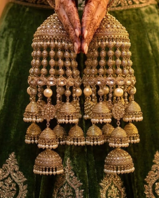 Antique Gold Multi-Tier Pearl Kaleerein | Tanniskka Bridal