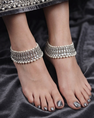 Statement Anklets
